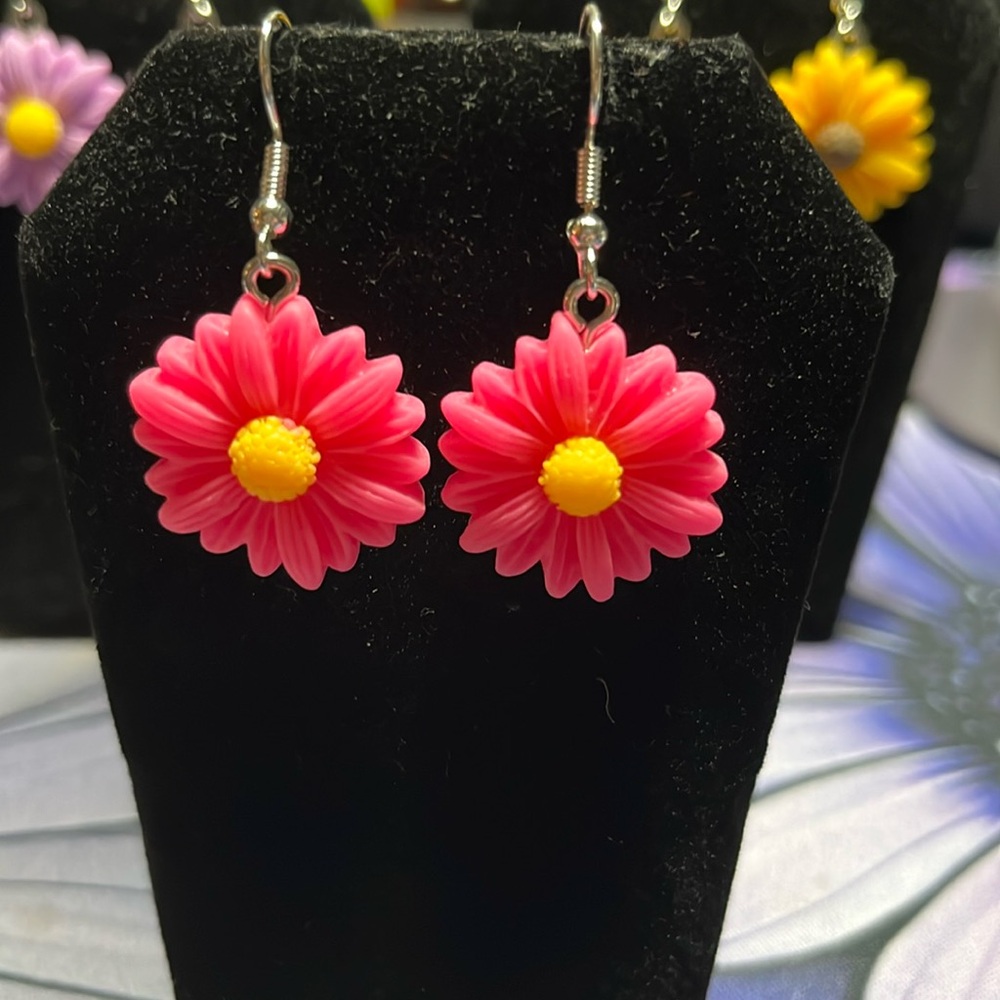 Daisy‎ Flower Drop Earrings Pink